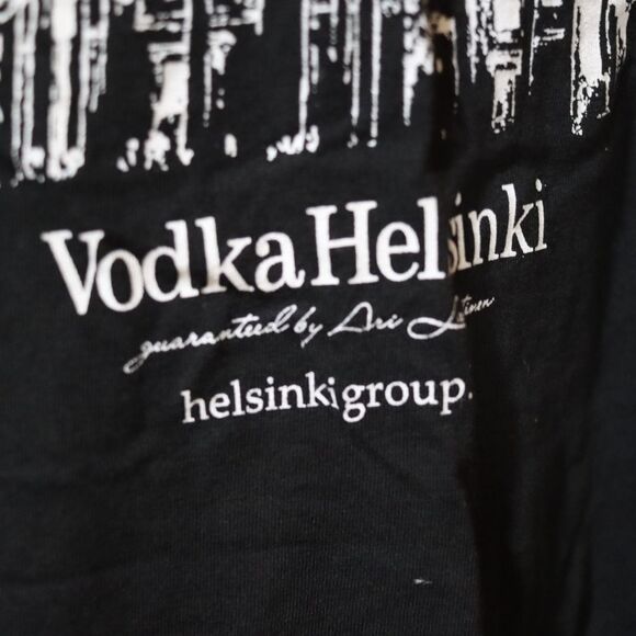US Basics Helsinki Vodka Black Graphic Tee | Short Sleeve Unisex Medium - Picture 3 of 9
